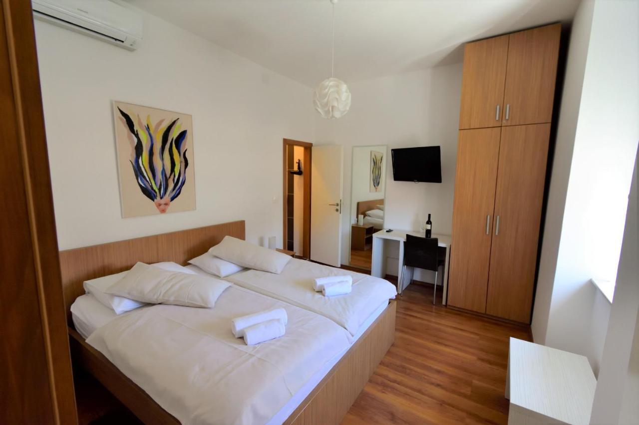 Pensionat Marmontova Luxury 4*
